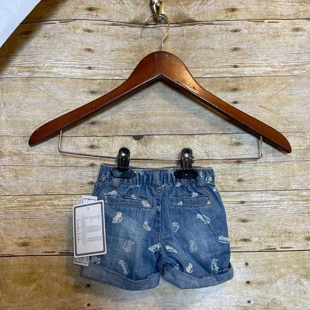 New boys shorts with cars on them 🛍